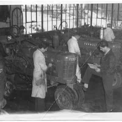 Davis High Shop