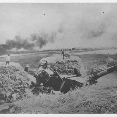 Threshing Crew