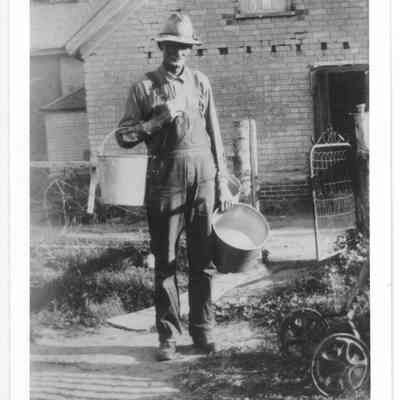 Rosel Hyde, Junior, at Farm
