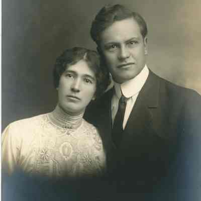 Unknown Kaysville Couple