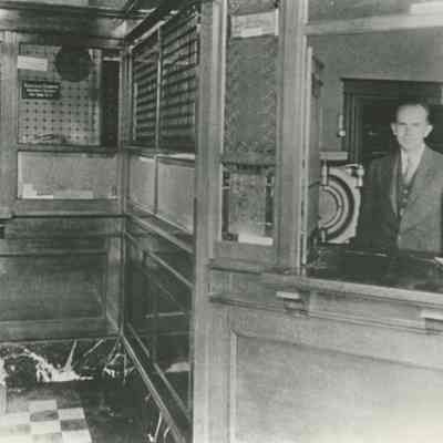 Blood and Gailey Inside Barnes Bank