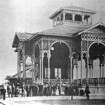 Gazebo at Lake Park