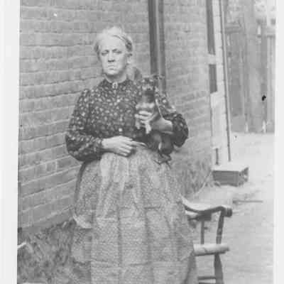 Yates, Sarah Bacon