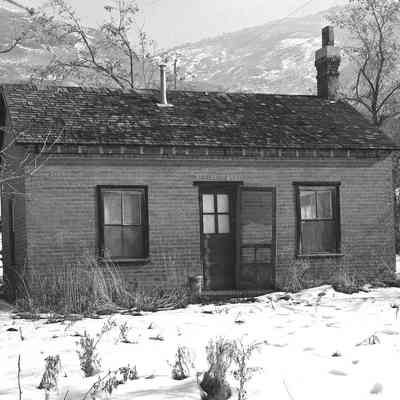 Raymond Honey House