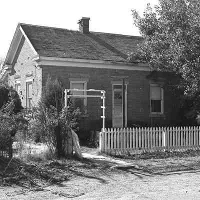 Pioneer School House
