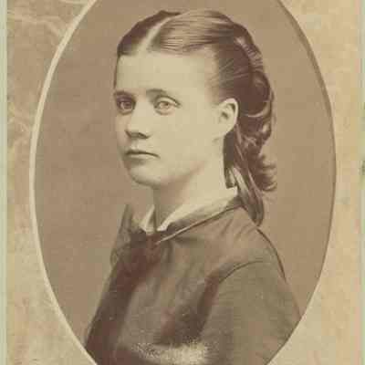 Phillips, Annie