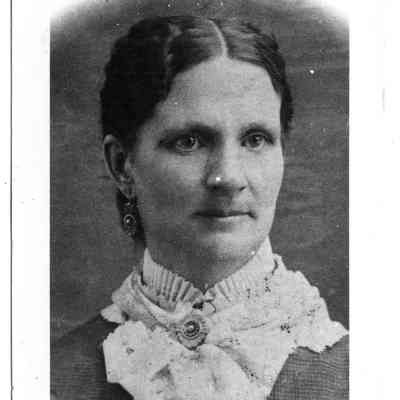 Symons Hyde, Hannah Maria
