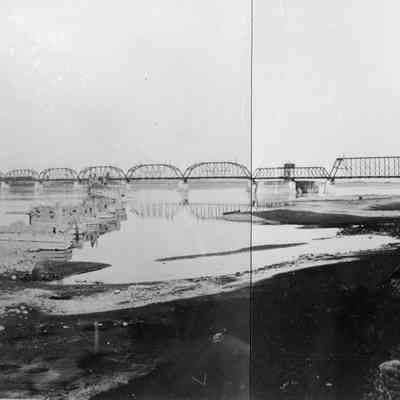 Four part Panoramic view of Railroad and Auto bridges between Pasco and Kennewick