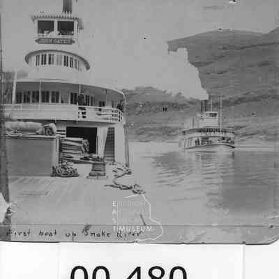 John Gates steamboat on Snake River, Almota in background.
