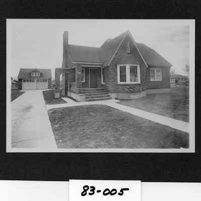 1111 W Kennewick Ave. Home of Paul Spreen.  Spreen was owner of Twin City Creamery, Dairy.