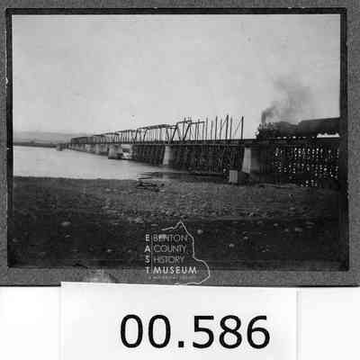 Train Bridge