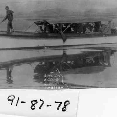 Hanford Flyer, Ferry, authorized in 1908. Made 2 trips from Kennewick to Hanford in 1909 as well as ferrying folks from Hanford across to the Franklin County side.