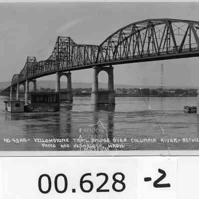 Yellowstone Trail Bridge (Green Bridge) over Columbia River