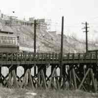          detail 1, right center: trestle with bridge over 2nd St.
   