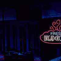          07 Cosmo's Bakery
   