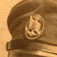          detail hat
   