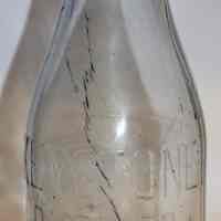 Bottle, milk: Keystone Dairy Co., Hoboken, N.J. 1 qt. N.d., ca. 1923-1940s.
