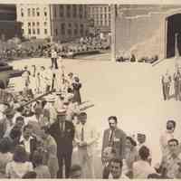          full image, condition
   