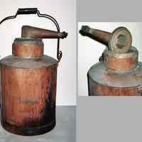          1 + 2: main mash pot  or kettle assembled, bail handle; detail spout off
   