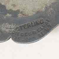          detail reverse
   