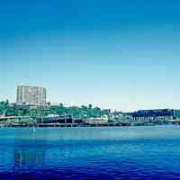          35 Weehawken Cove
   