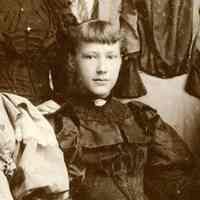          detail: Louise Sanntrock (seated, 2nd row, 4th from left)
   