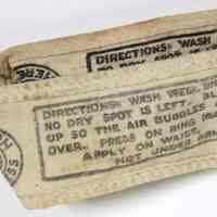          detail valve with wood mouthpiece
   