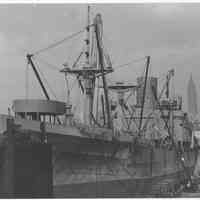 B+W photo of funnel repair completed on the S.S. Santa Cruz, Hoboken, 1942.