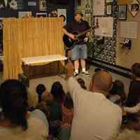 Digital images, 7, of puppet show at HHM, Oct. 10, 2007.