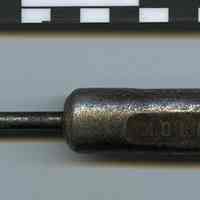          full ice pick with scale
   