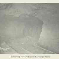          Article: Eight Minutes to New York. The Story of the Hudson & Manhattan Tubes. Reprint from American History Illustrated, Aug. 1974. picture number 24
   