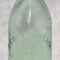 Bottle: Henry Rehm, 95 Bloomfield St. (old number), Hoboken, n.d, ca. 1880-1892.