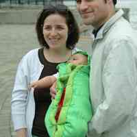 Digital color print of the 2006 Hoboken Baby Parade taken by Hartshorn Photography, May 15, 2006.