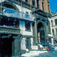          13 84 Washington St.
   