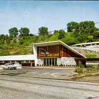 Postcard: North Bergen, Chris-Ann Motor Courts,