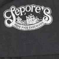          logo on right sleeve
   