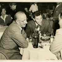 Sinatra photo: Frank Sinatra & Jimmy Durante at table in nightclub, n.p. (New York?), n.d., ca. June 25, 1946.