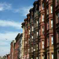          147: Washington St. east side looking north from 8th to 9th Sts.
   