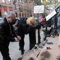          Superstorm_sandy_joe_epstein106; Hudson St. phone recharging station
   