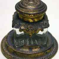          inkwell on stand
   