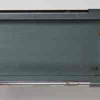          detail pencil tray
   