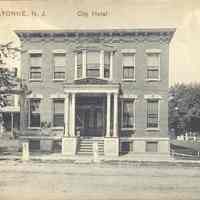 Postcard: City Hall, Bayonne, NJ