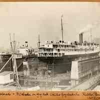          full image recto leaf 7 of 16
   