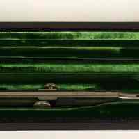          dividers inside fitted box; Origformat: Print-Photographic
   
