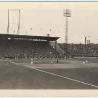          full image, condition
   