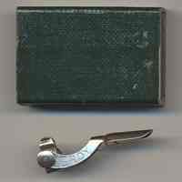          bottom of box with e K&E logo embossed paper
   