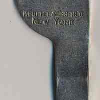          key plate used for removing scales
   