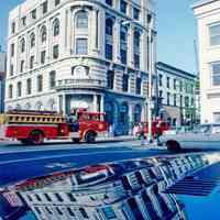          20 Hudson & Newark, fire truck
   
