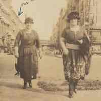          cropped to image. no adjustmen
   