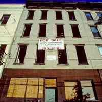          21 217 Bloomfield
   